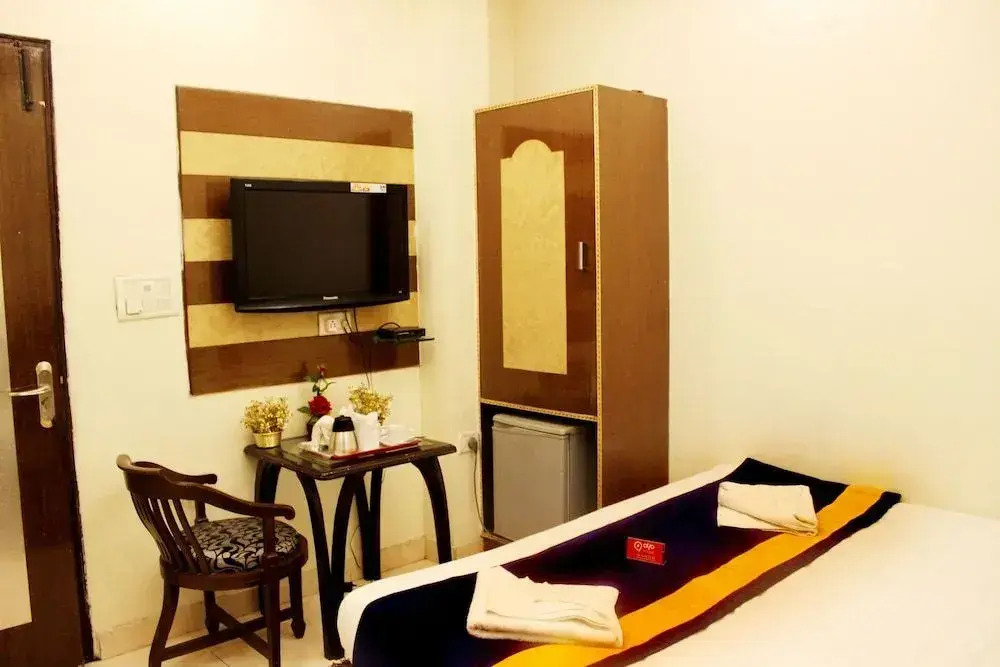OYO 528 Hotel Neptune Residency