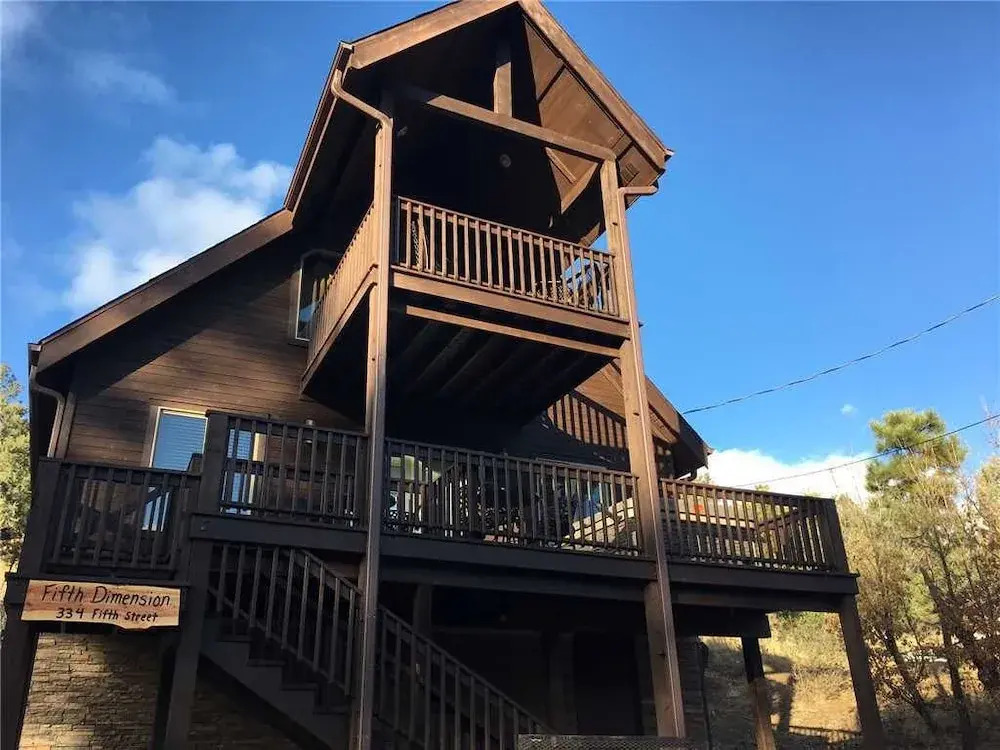 Fifth Dimension - Two Bedroom Cabin with Hot Tub