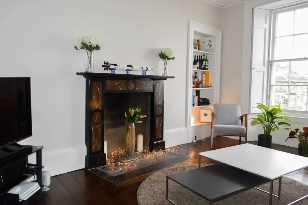 Beautiful 1 Bedroom Apartment in Stockbridge