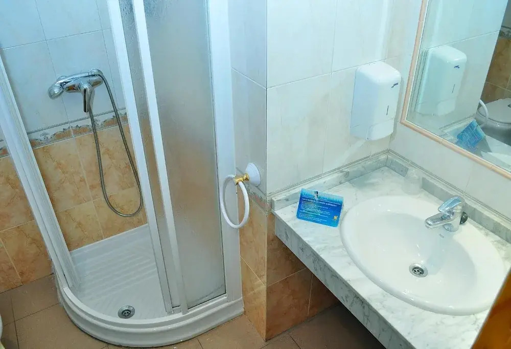 Hostal Valdepeñas by Bossh! Hotels