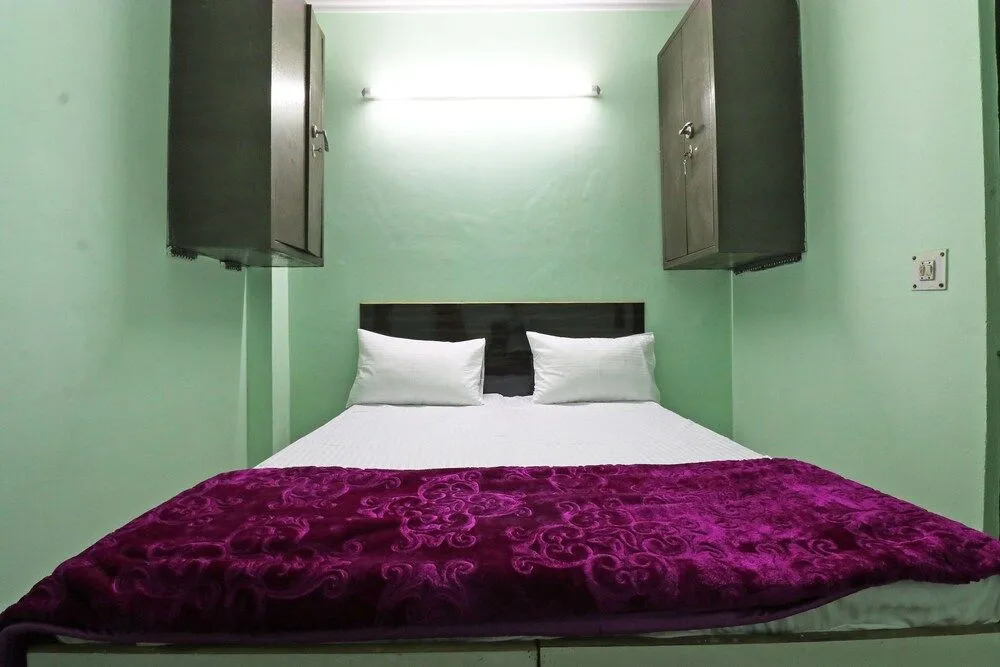 SPOT ON 47243 Aadharshila Guest House