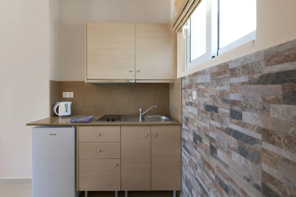 Vlycha Beach Studios & Apartments
