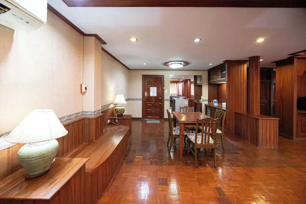 Sabai Hotel Lopburi