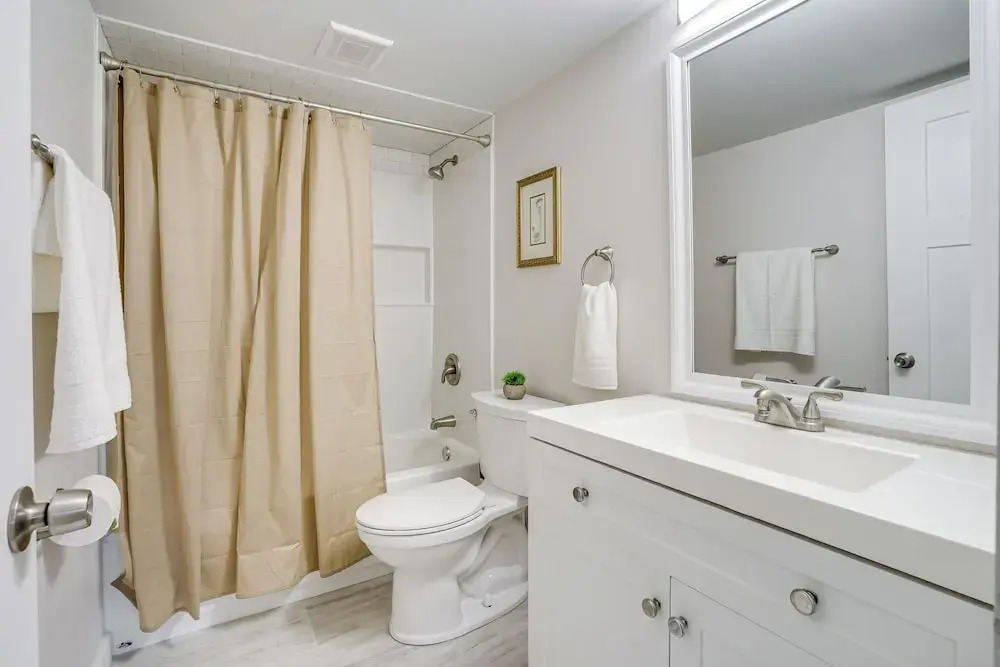 Spacious Minneapolis Home Rental: 8 Mi to Downtown