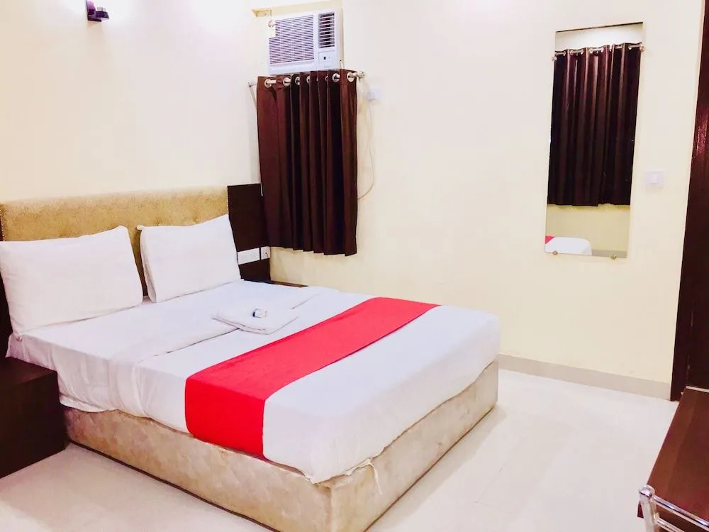 Super 51 Hotel