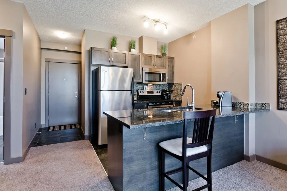 Suite Digs Riverfront