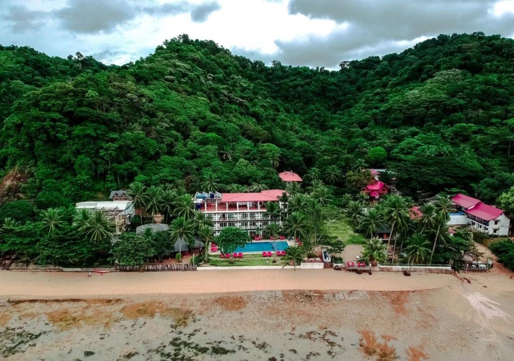 Liminangcong Beach Resort