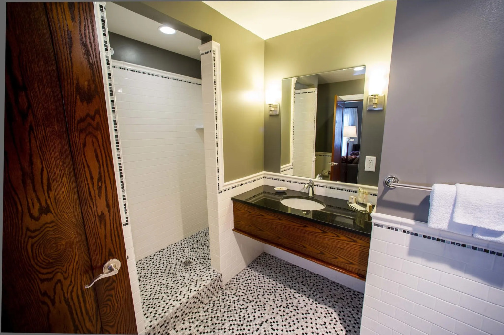 Hume Hotel & Spa