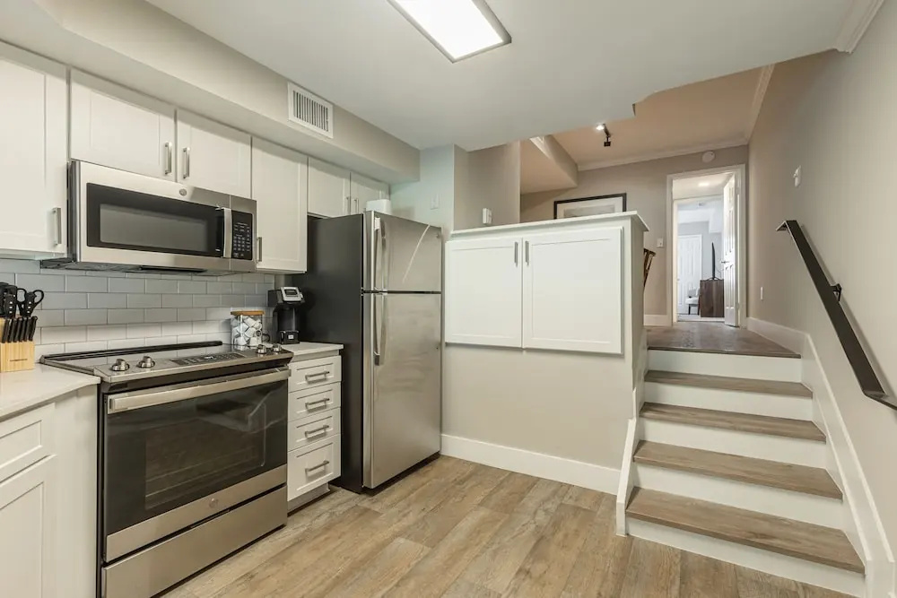 Modern Townhouse Apartments in Aventura