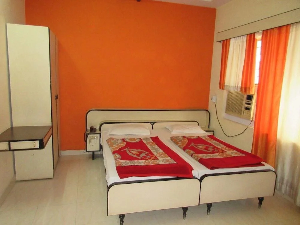 Hotel Sheela International