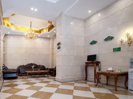 Vienna Hotel(Shenzhen Pingshan High-speed Rail Station & Pingshanwei Metro Station)