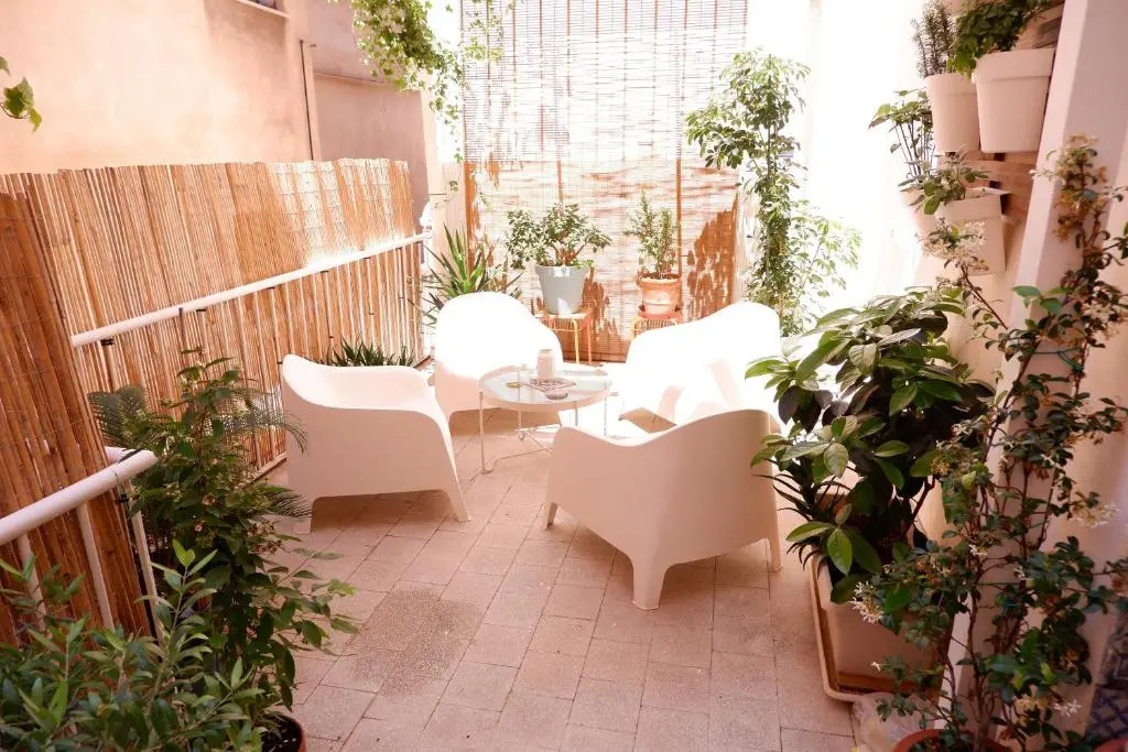 SantAgostino Apartment with Terrace by Wonderful Italy