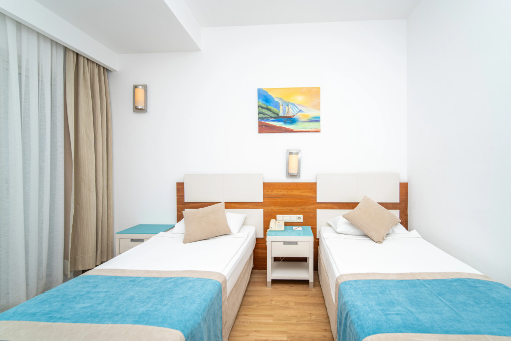 Zena Resort