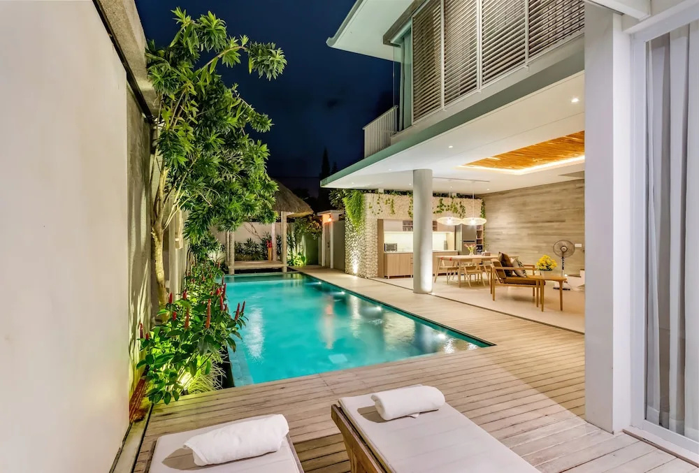 Best Selling 2 Bedrooms Villa in Central Seminyak
