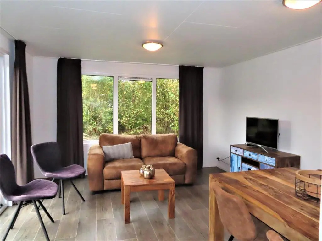 Luxe Chalet Oostkapelle OK28