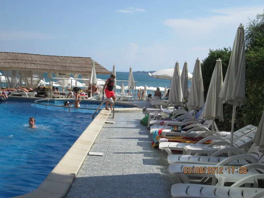 Hotel Sunny Bay