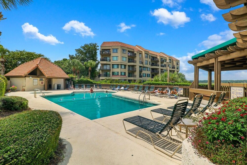 The Pearl at Shelter Cove