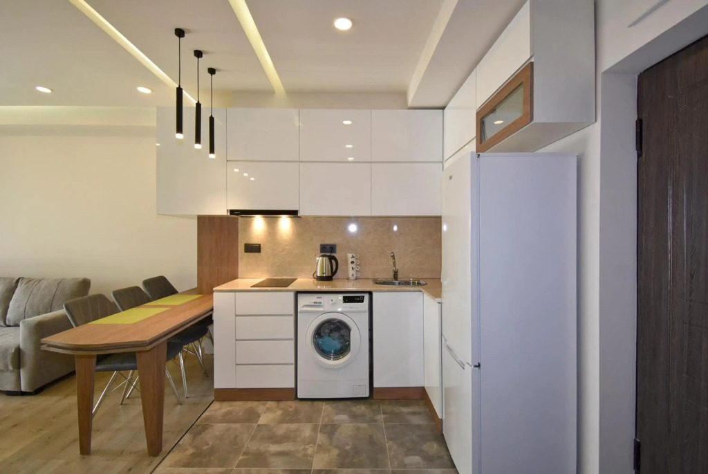 New eurorenovated, Modern apartment for rent in Koghbatsi street KO1642
