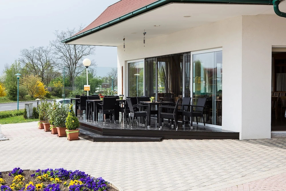 Thermenhotel Kurz