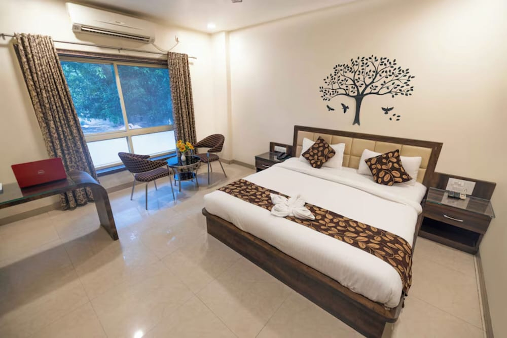 OYO 9130 Hotel Sheetal International