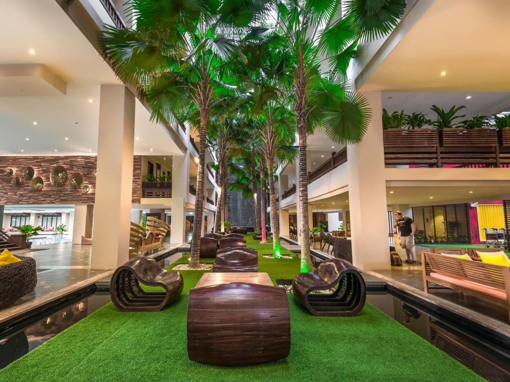 Baan Laimai Beach Resort & Spa - SHA Extra Plus