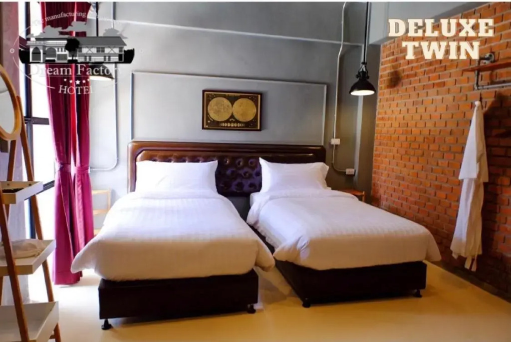 Dream Factory Hotel