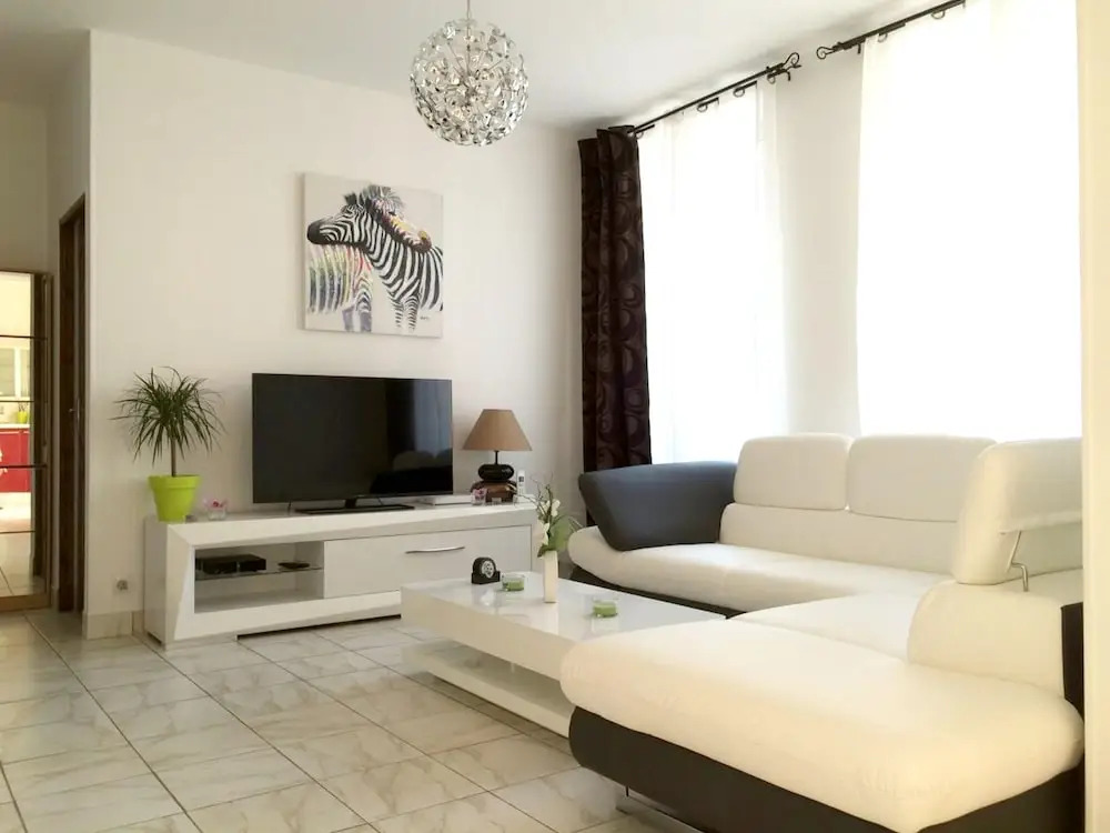 Apartment With 3 Bedrooms in Cannes, With Balcony and Wifi - 500 m Fro