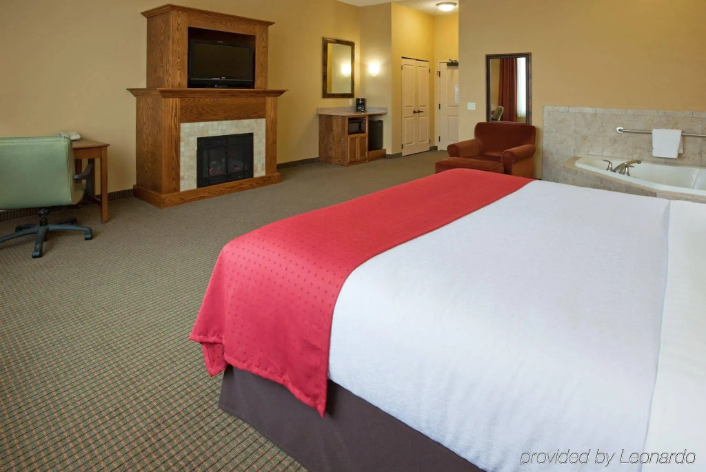 Holiday Inn Stevens Point - Convention Center by IHG