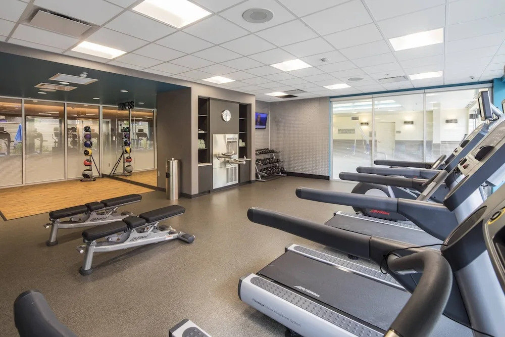 Fairfield Inn & Suites Pittsburgh North/McCandless Crossing