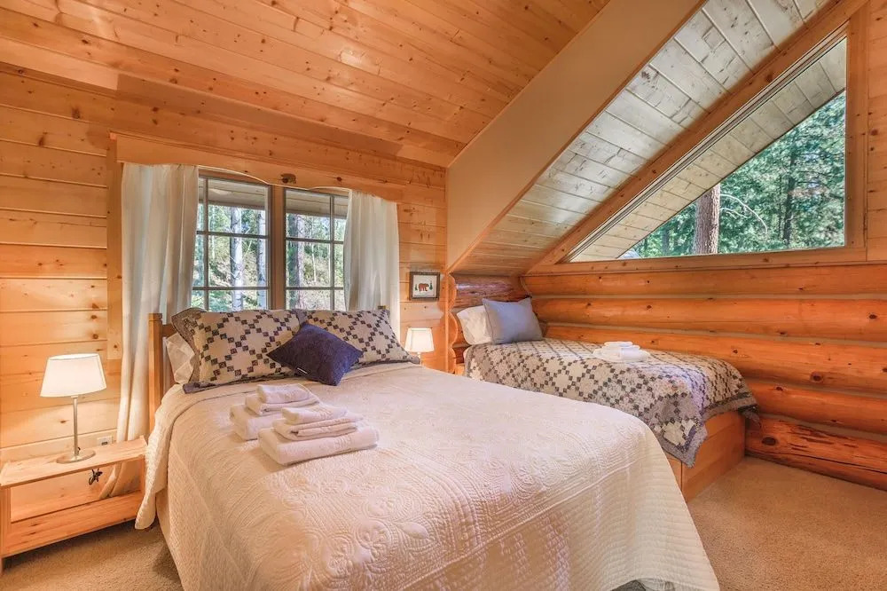 Arrowhead Lodge