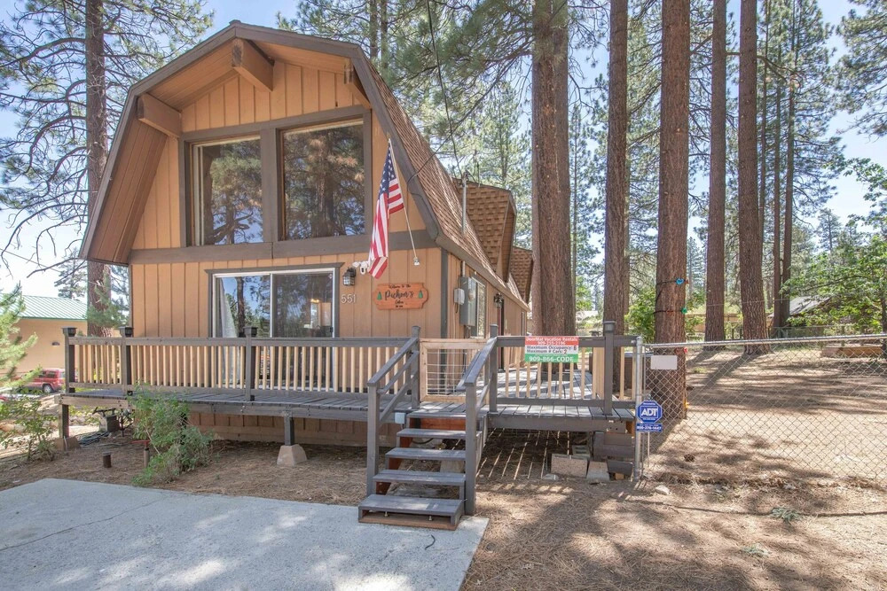 2194-conklin Base Camp Chalet 3 Bedroom Home by Redawning