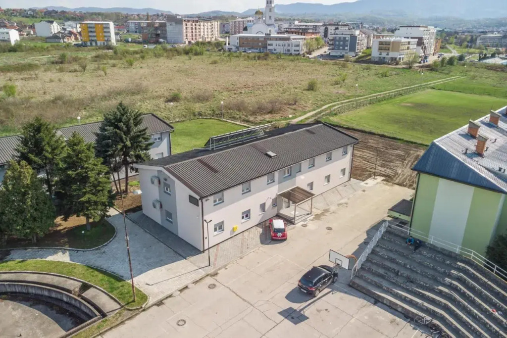 Hotel MK, Plavi restoran, Loznica