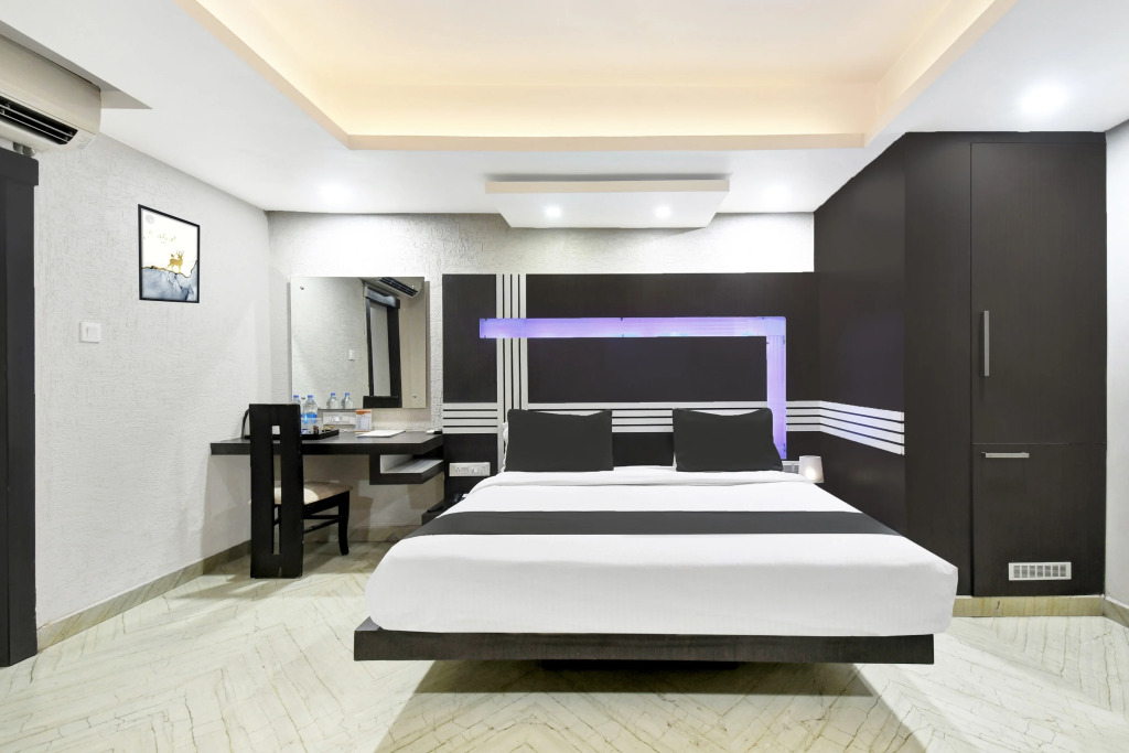 OYO 11639 Hotel Accord