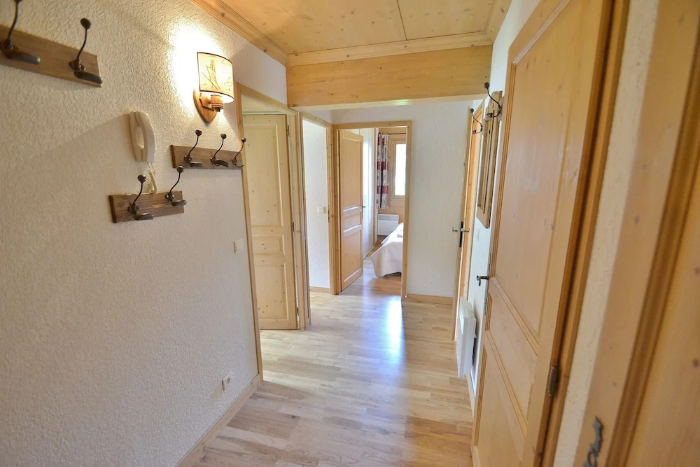 Apt E4 Les Echelles - ARAVIS Holidays