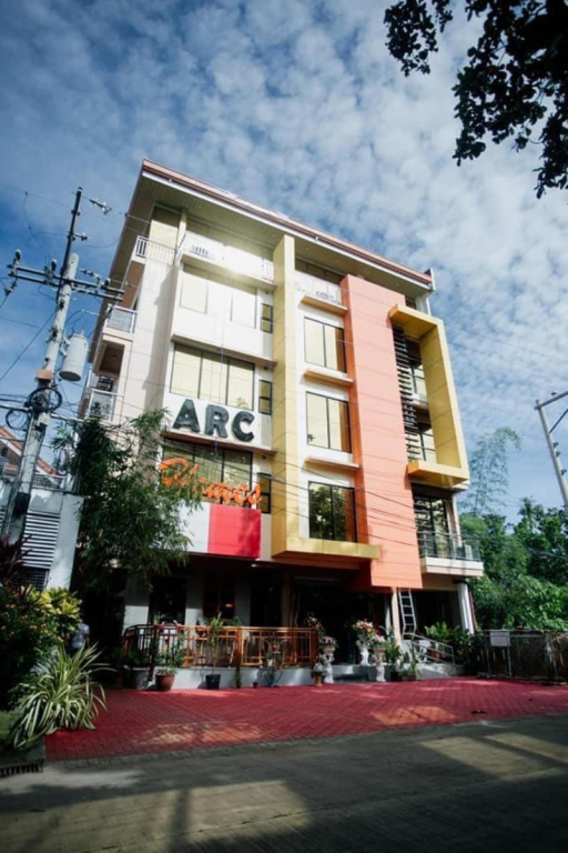 905 Arc Homes Hotel Panglao