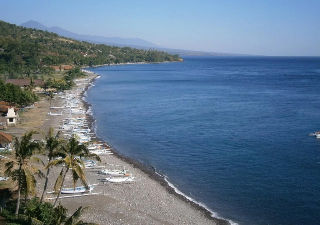 Waenis Sunset View Hotel and Restaurant, Amed, Bali
