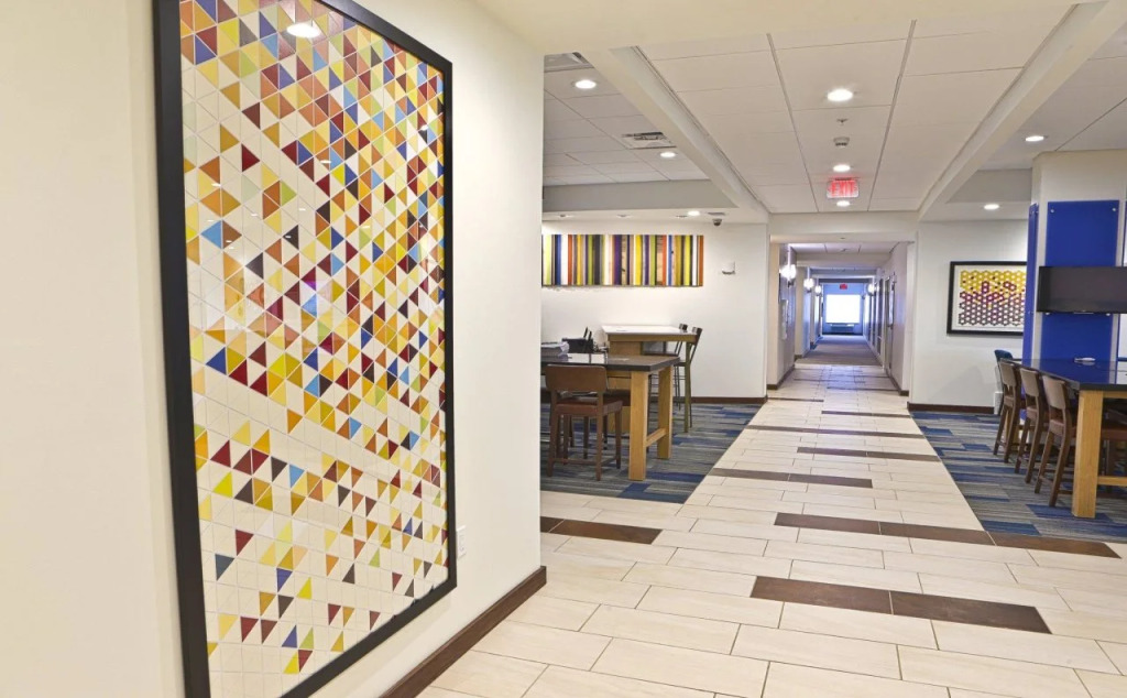 Holiday Inn Express & Suites Monroe by IHG