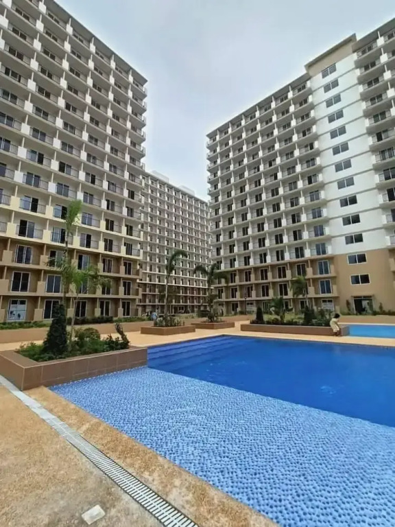 Studio w pool, mountain city view Mactan airport