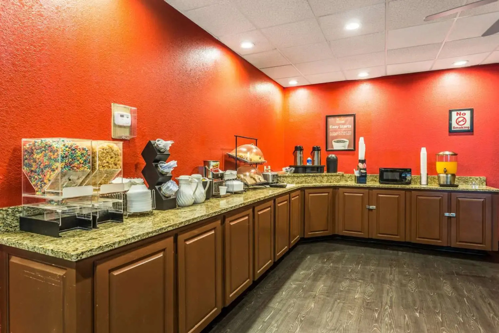 Econo Lodge Oxmoor