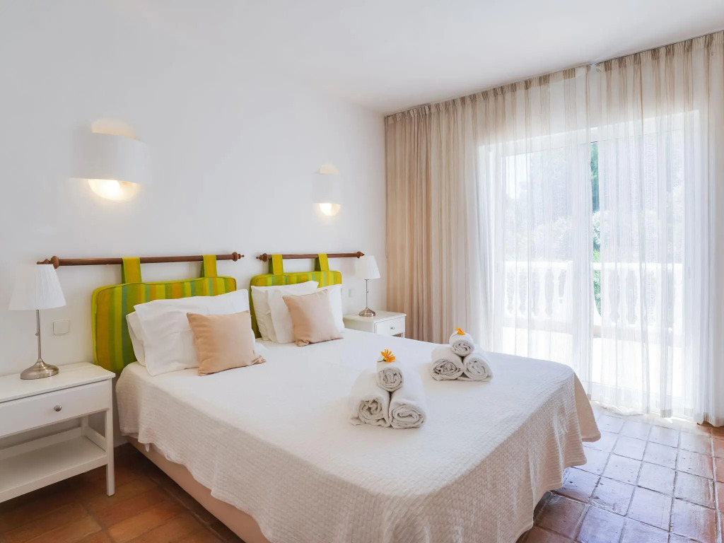 Villa in Albufeira With Private Pool