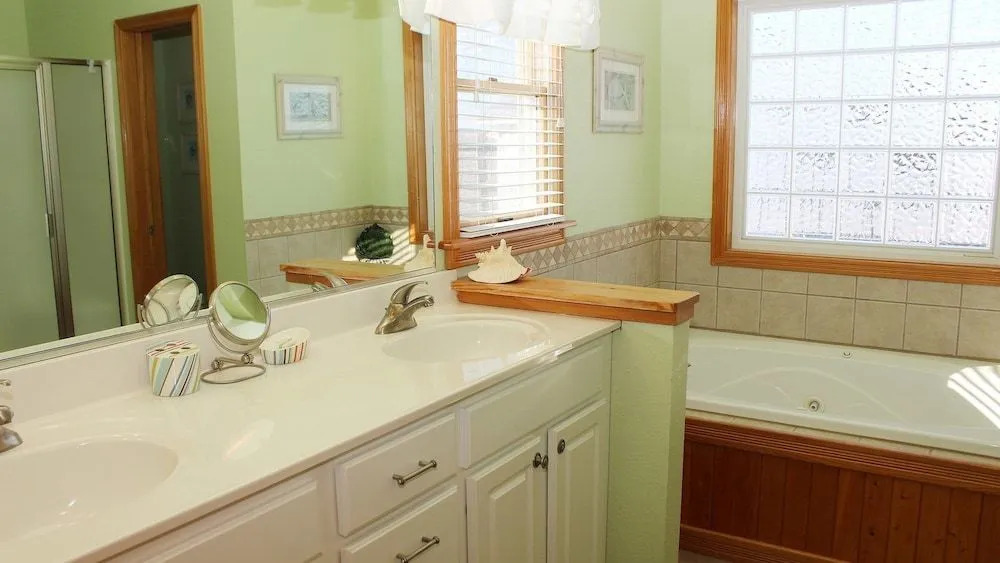 Sunnyside II - 7 Br Home