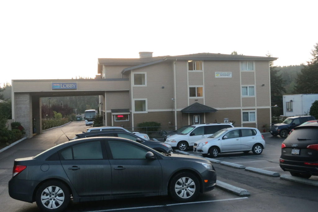 Bay City Inn
