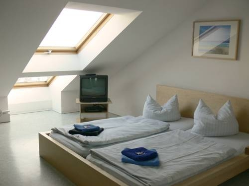 A bed Privatzimmer Dresden - Nichtraucherpension