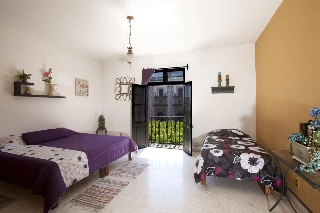 Hostal Galerie