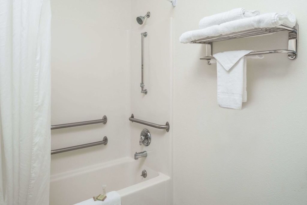 Red Lion Inn & Suites Gretna - Omaha SW