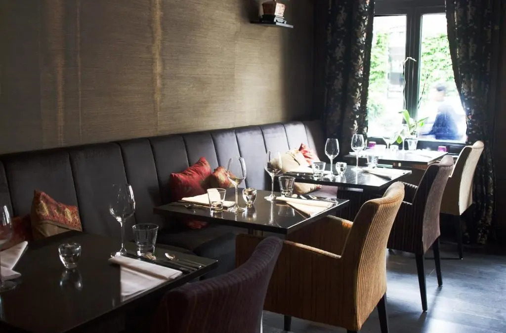 Budget Trianon Hotel