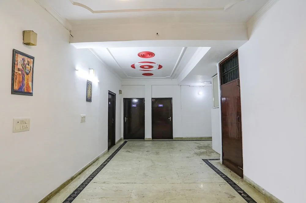 Fabhotel Happy Stay