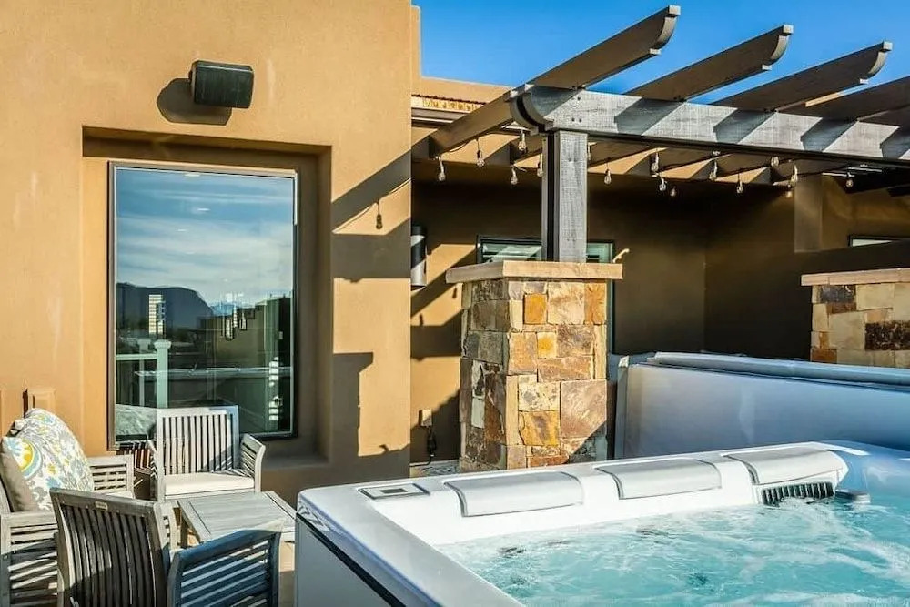 Suncliff Retreat