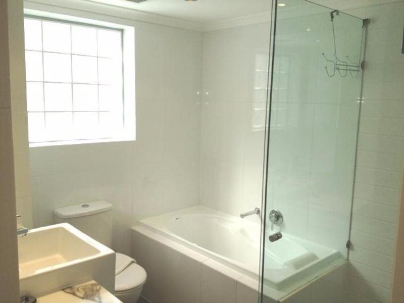 Wyndel Apartments - Encore