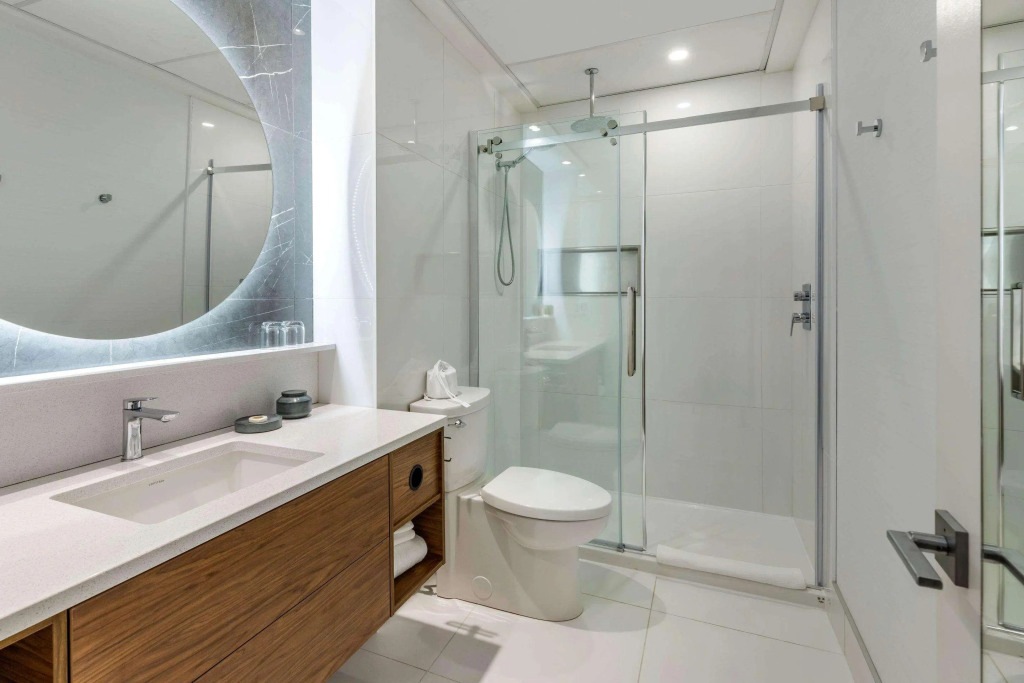 Hotel Royal William, an Ascend Collection Hotel